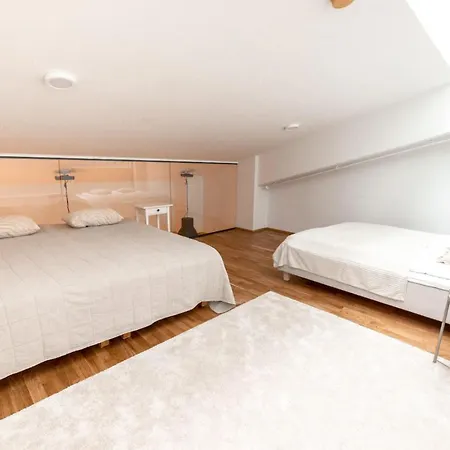 2ndhomes Bright & Spacious 2-story With Sauna Lägenhet Helsingfors